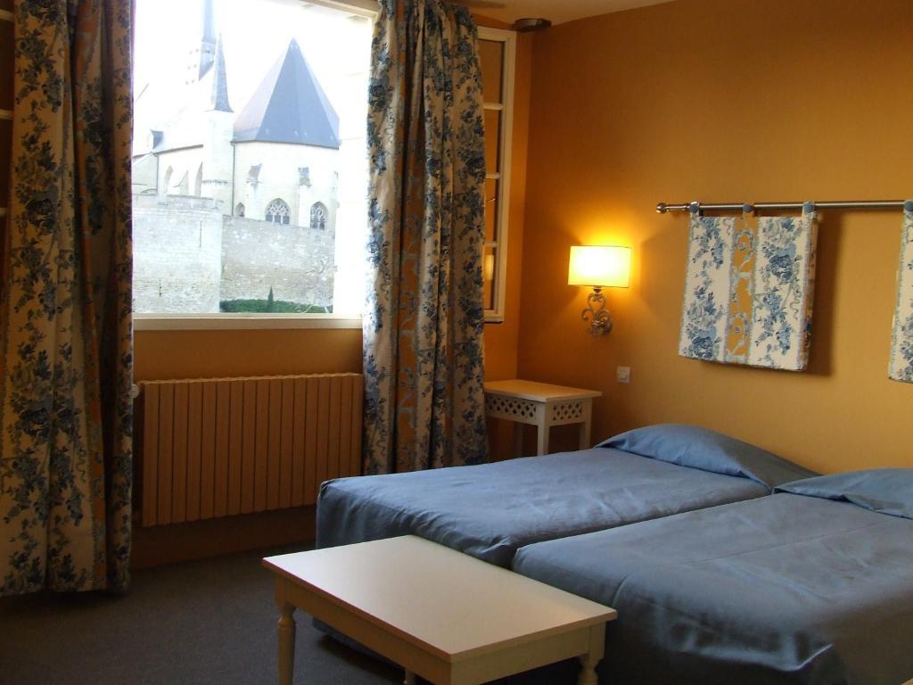 Hotel Spa Le Relais Du Bellay Montreuil-Bellay Szoba fotó