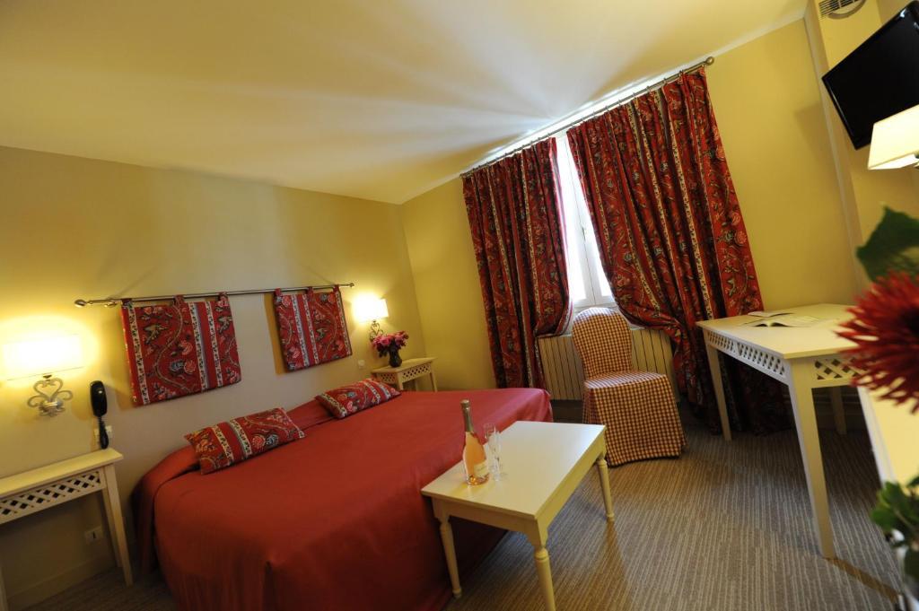 Hotel Spa Le Relais Du Bellay Montreuil-Bellay Szoba fotó