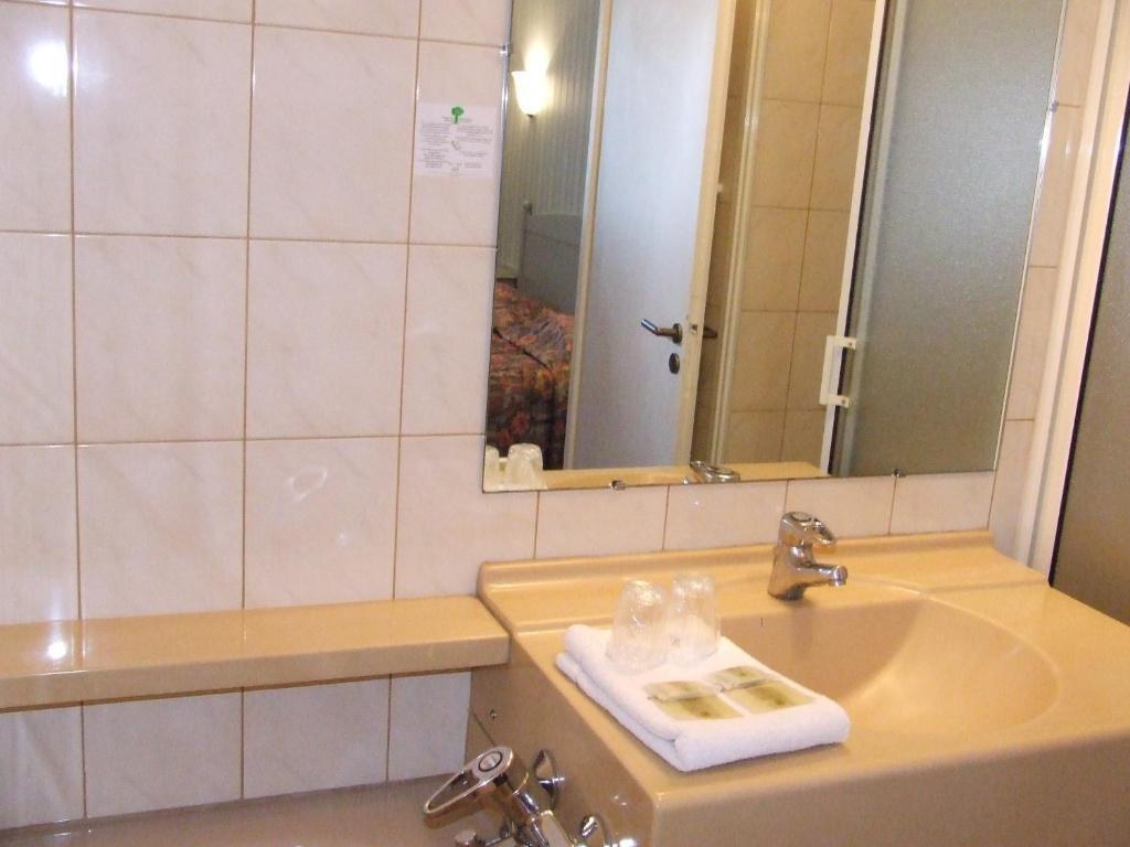 Hotel Spa Le Relais Du Bellay Montreuil-Bellay Szoba fotó