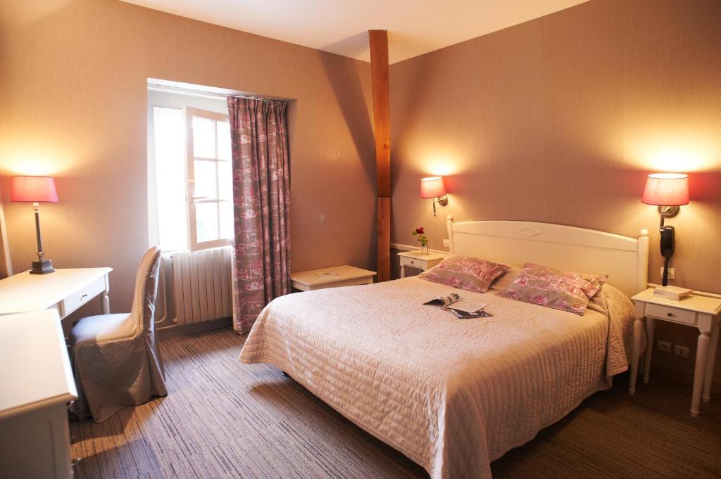 Hotel Spa Le Relais Du Bellay Montreuil-Bellay Szoba fotó